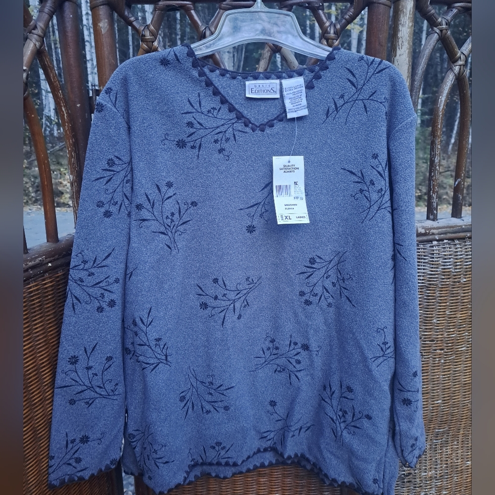 Basic Editions XL shirt ❤️